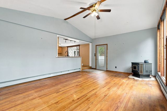 241 Warren Wright Rd, Belchertown, MA 01007