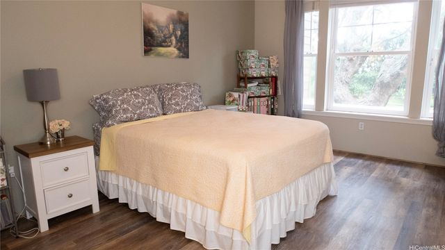 520 Lunalilo Home Road 7107, Honolulu, HI 96825