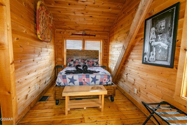 3059 Perry Circle Lane, Sevierville, TN 37862