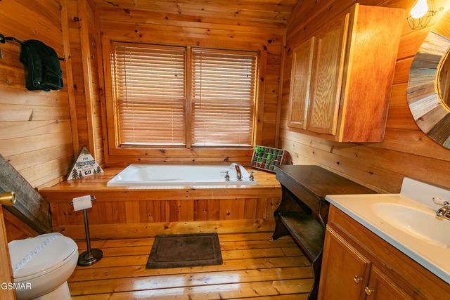 3059 Perry Circle Lane, Sevierville, TN 37862