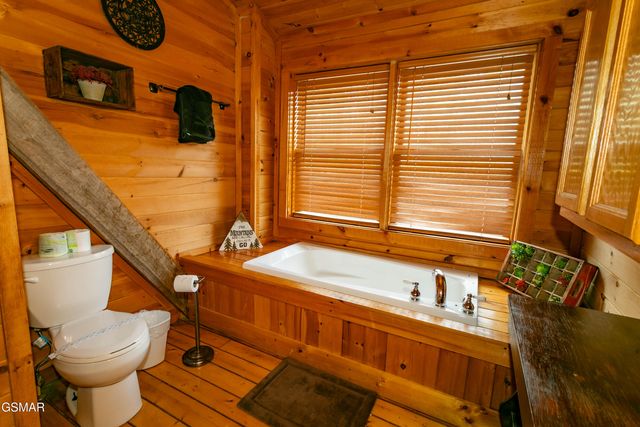 3059 Perry Circle Lane, Sevierville, TN 37862