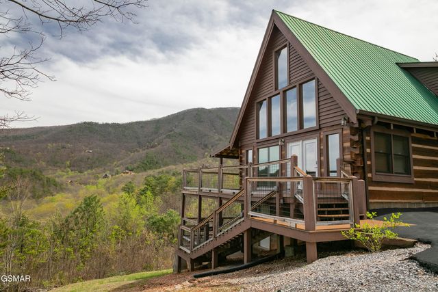 3059 Perry Circle Lane, Sevierville, TN 37862
