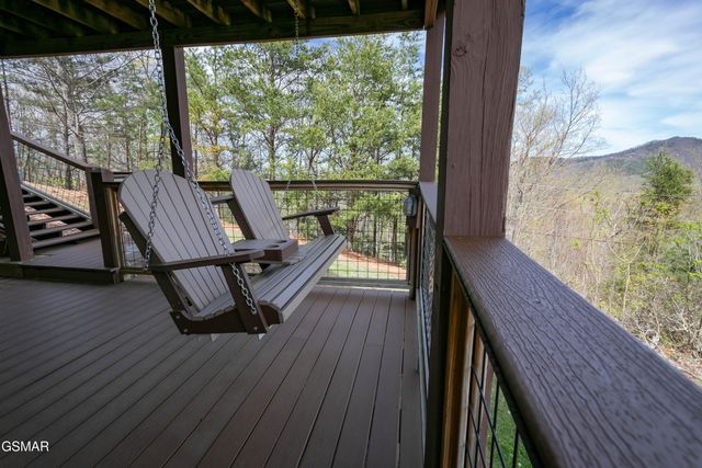 3059 Perry Circle Lane, Sevierville, TN 37862