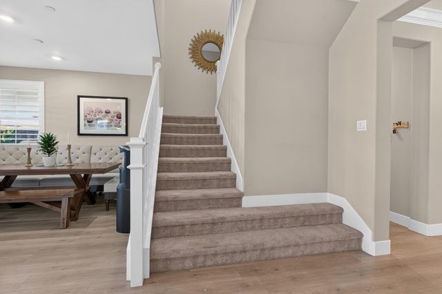 8153 Seahorse Way, Elk Grove, CA 95757