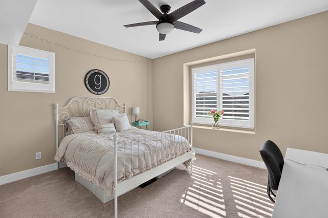 8153 Seahorse Way, Elk Grove, CA 95757