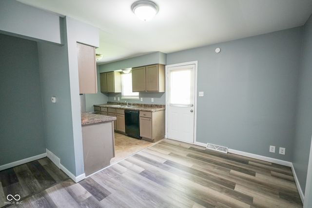 1335 N Harbison Avenue, Indianapolis, IN 46219