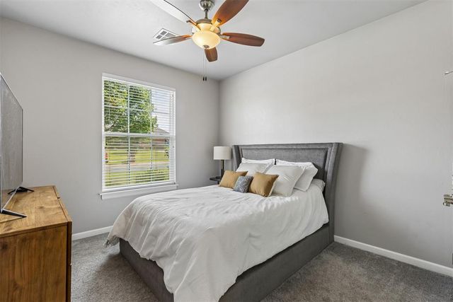 617 Spavinaw Lane, Edmond, OK 73025