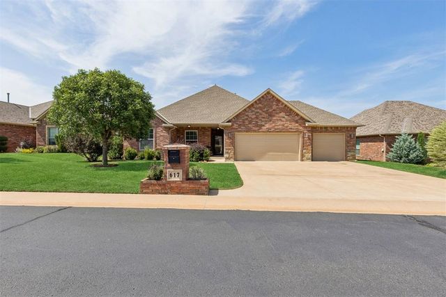 617 Spavinaw Lane, Edmond, OK 73025