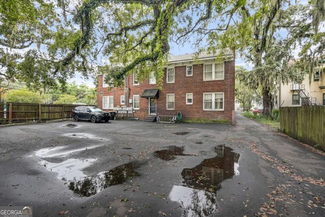 17 E 37Th Street 12, Savannah, GA 31401