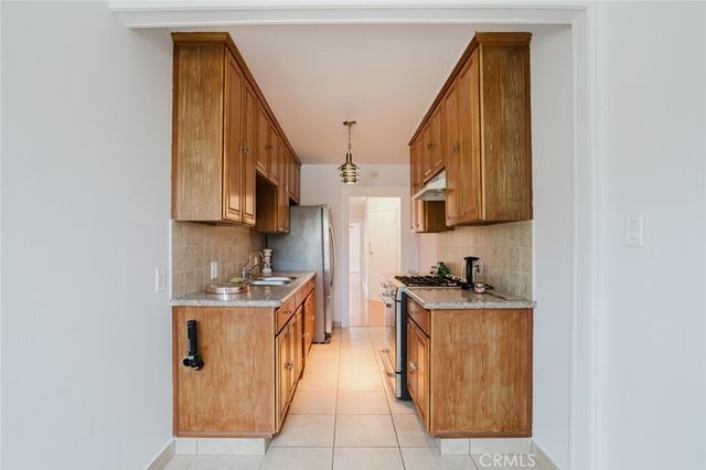 1634 N Alexandria Avenue, Los Angeles, CA 90027