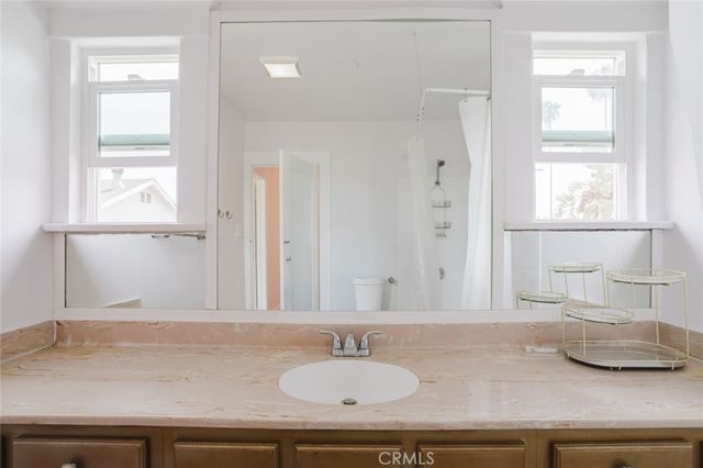 1634 N Alexandria Avenue, Los Angeles, CA 90027