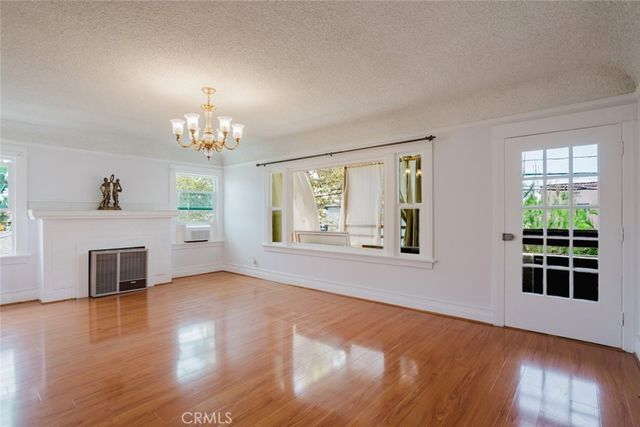 1634 N Alexandria Avenue, Los Angeles, CA 90027