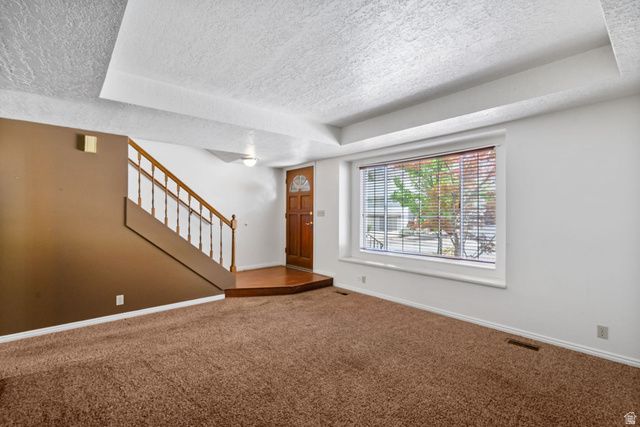 6896 HILLSIDE VILLAGE CIR, Cottonwood Heights, UT 84121