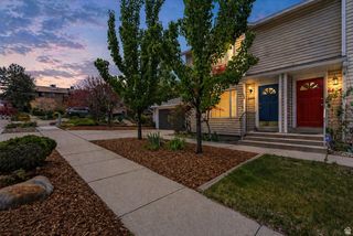 6896 HILLSIDE VILLAGE CIR, Cottonwood Heights, UT 84121