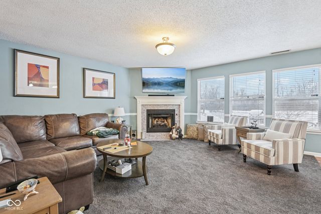 4927 Flame Way, Indianapolis, IN 46254