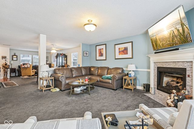 4927 Flame Way, Indianapolis, IN 46254