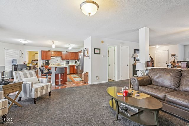 4927 Flame Way, Indianapolis, IN 46254