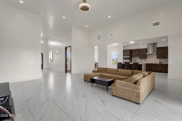 17021 E LOWDEN Road, Rio Verde, AZ 85263