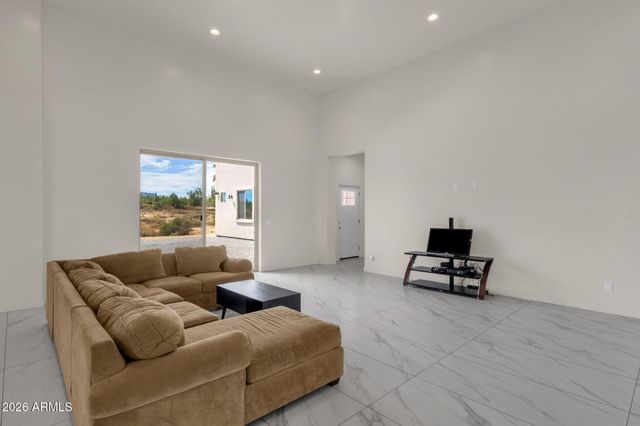 17021 E LOWDEN Road, Rio Verde, AZ 85263