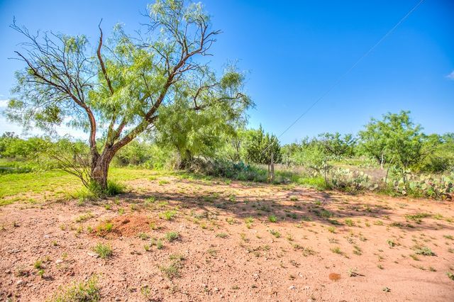 9301 W Hwy 158, Robert Lee, TX 76945