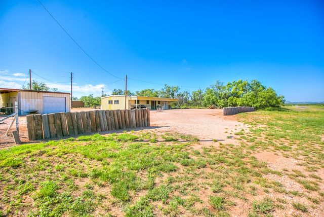 9301 W Hwy 158, Robert Lee, TX 76945