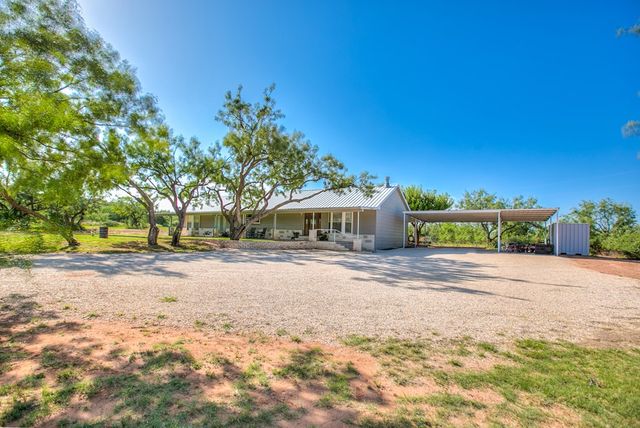 9301 W Hwy 158, Robert Lee, TX 76945