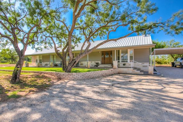 9301 W Hwy 158, Robert Lee, TX 76945