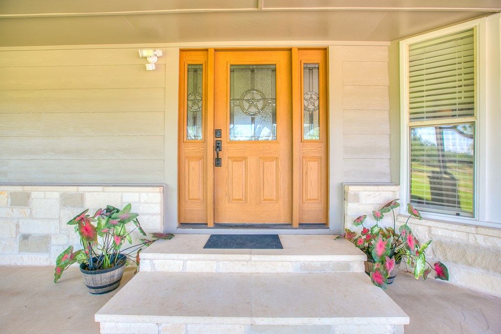 Image 10 of property listing at 9301 W Hwy 158, Robert Lee, TX 76945