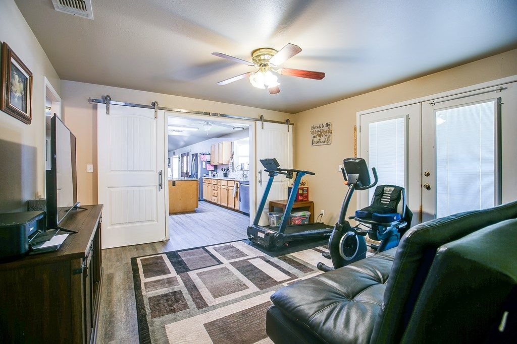 Image 22 of property listing at 9301 W Hwy 158, Robert Lee, TX 76945