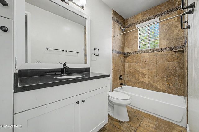 4005 E OSBORN Road, Phoenix, AZ 85018
