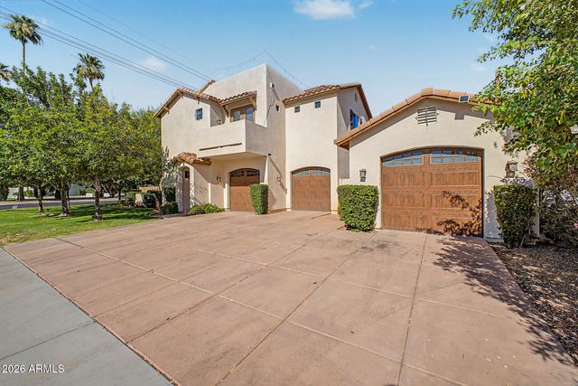 4005 E OSBORN Road, Phoenix, AZ 85018