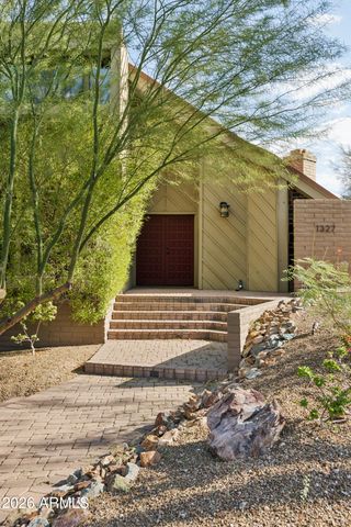 1327 E LAS PALMARITAS Drive, Phoenix, AZ 85020