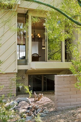 1327 E LAS PALMARITAS Drive, Phoenix, AZ 85020