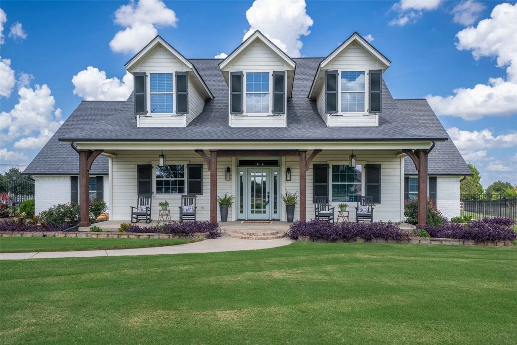 13101 Willow Tree Court, Fort Worth, TX 76052