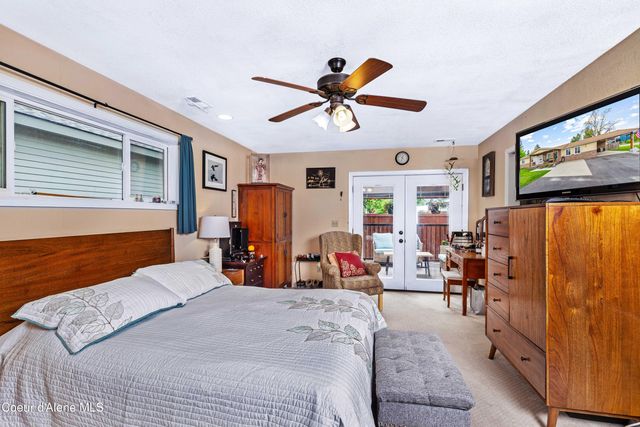 1123 Chestnut St, Sandpoint, ID 83864