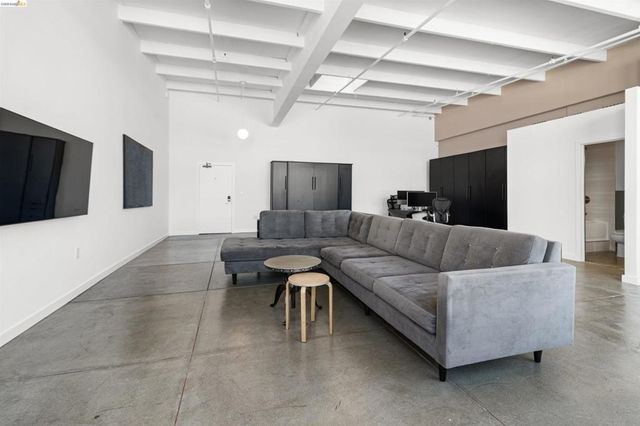 4053 Harlan St 313, Emeryville, CA 94608