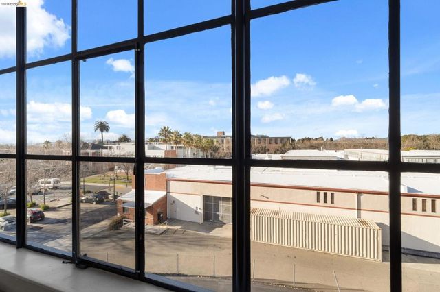 4053 Harlan St 313, Emeryville, CA 94608