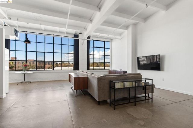 4053 Harlan St 313, Emeryville, CA 94608