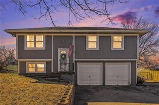 21395 W 181ST Street, Olathe, KS 66062