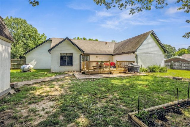 3225 THORPE DR, Mason, TN 38049