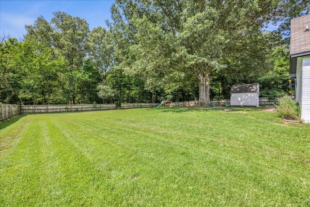 3225 THORPE DR, Mason, TN 38049