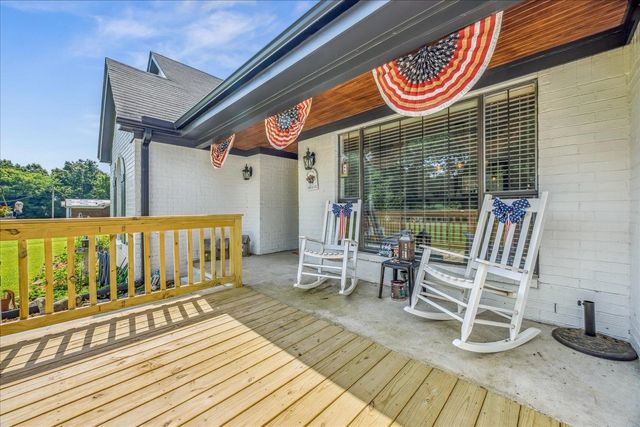 3225 THORPE DR, Mason, TN 38049