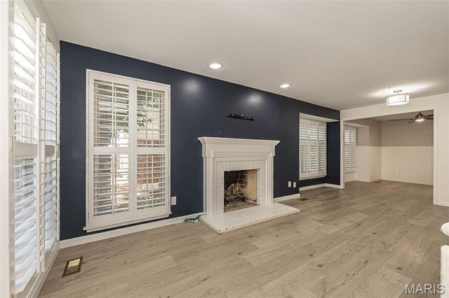 1042 Brooksgate Manor Drive, St Louis, MO 63122