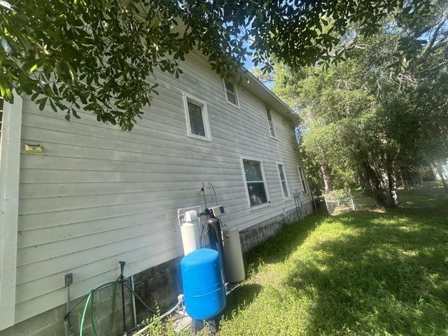 5610 MIDDLE AVENUE, Sarasota, FL 34243