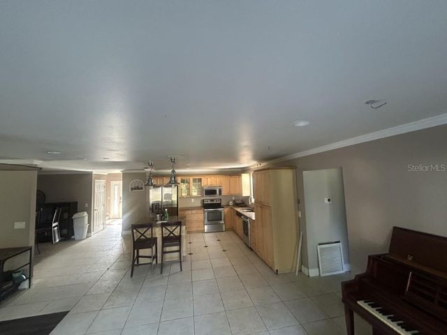 5610 MIDDLE AVENUE, Sarasota, FL 34243