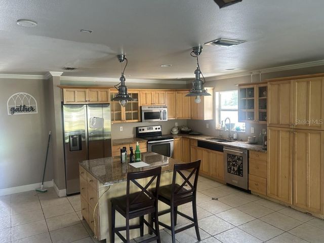 5610 MIDDLE AVENUE, Sarasota, FL 34243