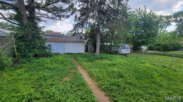 4350 Bingham Avenue, St Louis, MO 63116