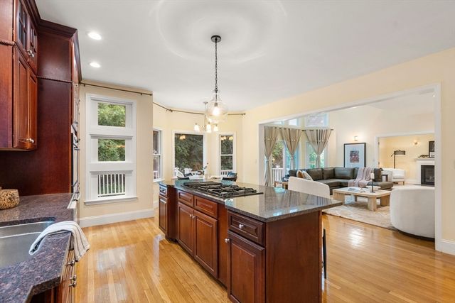 142 Hartman Rd, Newton, MA 02459