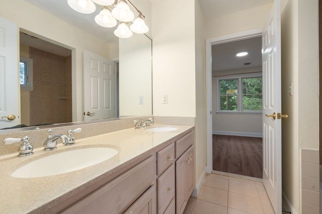 142 Hartman Rd, Newton, MA 02459