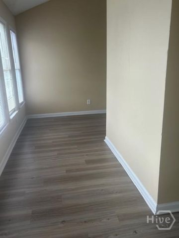 2505 W Broad Street W 131, Athens, GA 30606